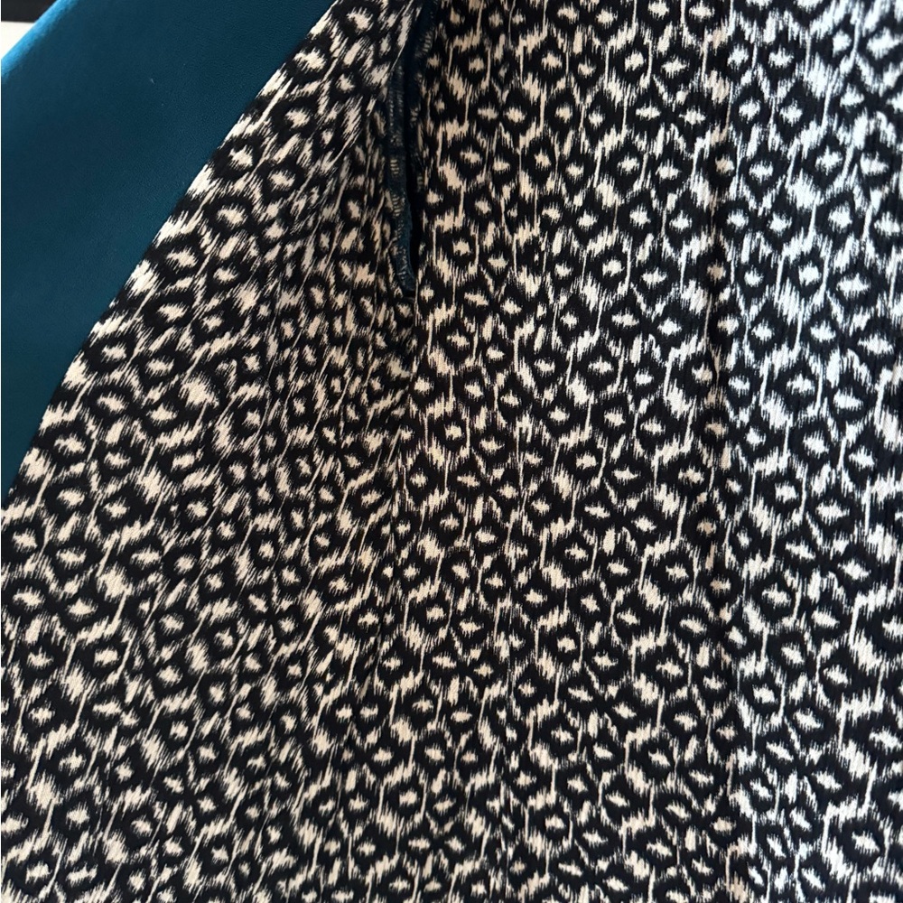 Skies Are Blue Teal Blazer from Stitch Fix - Picture 3 of 5